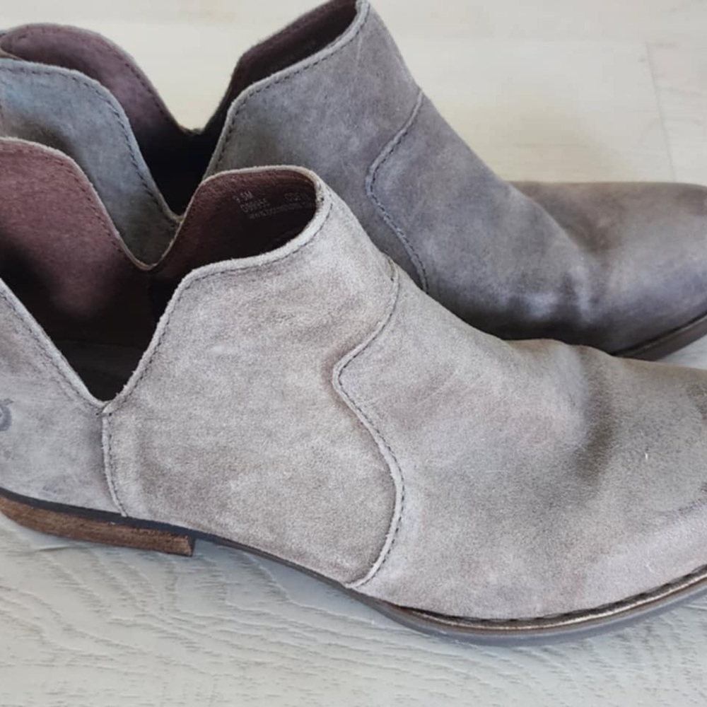 Born Taupe Leather Footwear